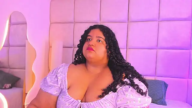 Miley Collins online show from 11, 11, 2025