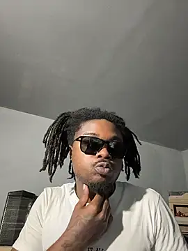 Snapshot of SluttyLyfe4L chatting on 18, 5, 2026 SluttyLyfe4L online show from 18, 5, 2026