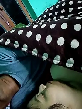 Snapshot of Lustyful_Couple chatting on 17, 12, 2024 Lustyful Couple online show from 17, 12, 2024