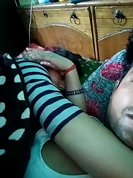 Snapshot of Lustyful_Couple chatting on 22, 2, 2025 Lustyful Couple online show from 22, 2, 2025