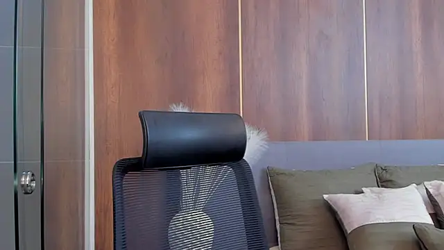 AishaPeyton online show from 28, 1, 2025