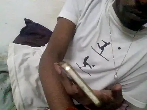 Snapshot of devilsam3327 chatting on 3, 11, 2025 devilsam3327 online show from 3, 11, 2025