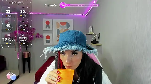 Snapshot of Dafne_huges chatting on 24, 12, 2024 Dafne huges online show from 24, 12, 2024