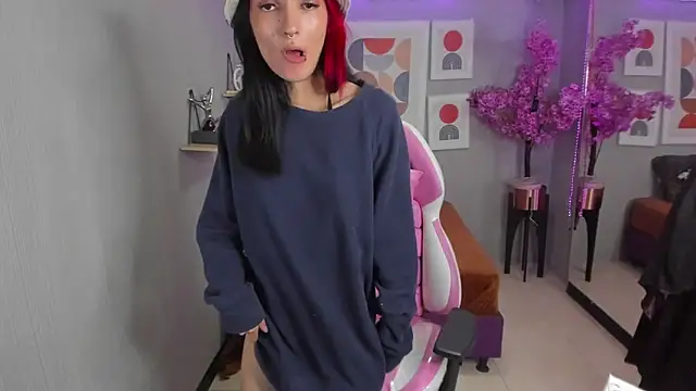 Snapshot of Dafne_huges chatting on 17, 1, 2025 Dafne huges online show from 17, 1, 2025