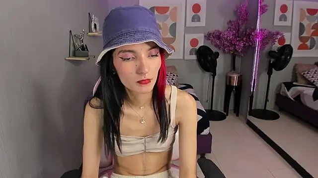 Snapshot of Dafne_huges chatting on 31, 1, 2025 Dafne huges online show from 31, 1, 2025