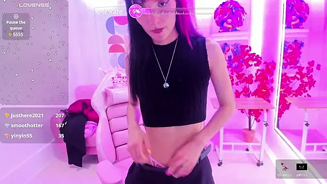 Snapshot of Dafne_huges chatting on 8, 3, 2025 Dafne huges online show from 8, 3, 2025