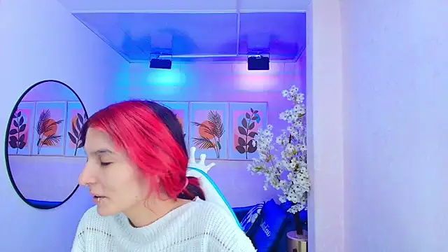 Snapshot of Dafne_huges chatting on 24, 9, 2025 Dafne huges online show from 24, 9, 2025