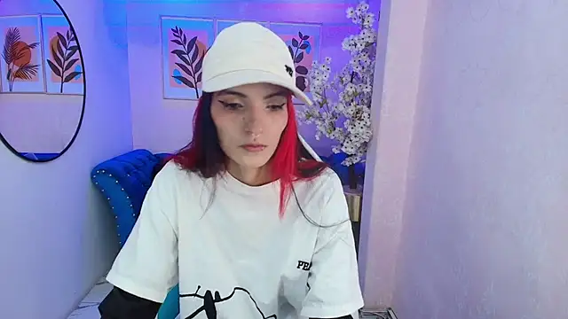 Snapshot of Dafne_huges chatting on 2, 10, 2025 Dafne huges online show from 2, 10, 2025