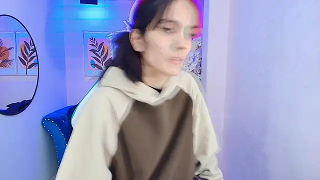 Snapshot of Dafne_huges chatting on 9, 10, 2025 Dafne huges online show from 9, 10, 2025