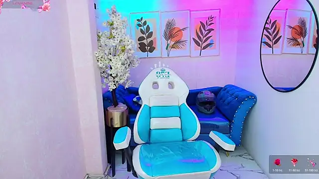 Snapshot of Dafne_huges chatting on 25, 11, 2025 Dafne huges online show from 25, 11, 2025