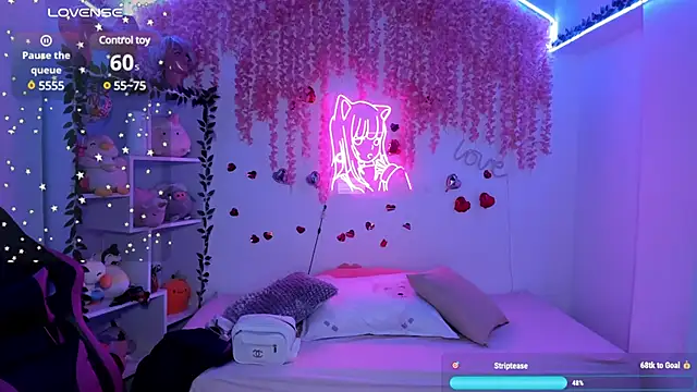 cat kitty18  online show from 12, 3, 2025