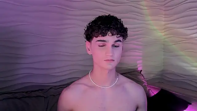 adam 21cm   online show from 25, 1, 2025