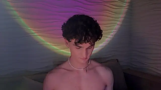 adam 21cm   online show from 23, 2, 2025