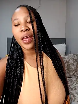 DrippinCaramelCutie online show from 5, 5, 2026