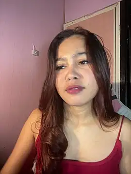 Snapshot of ursweet_babygirl chatting on 21, 4, 2026 ursweet babygirl online show from 21, 4, 2026