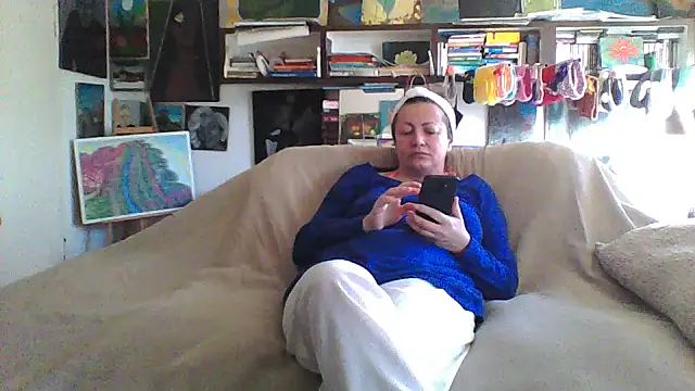 Snapshot of MariaAnaSunshine chatting on 27, 11, 2025 MariaAnaSunshine online show from 27, 11, 2025