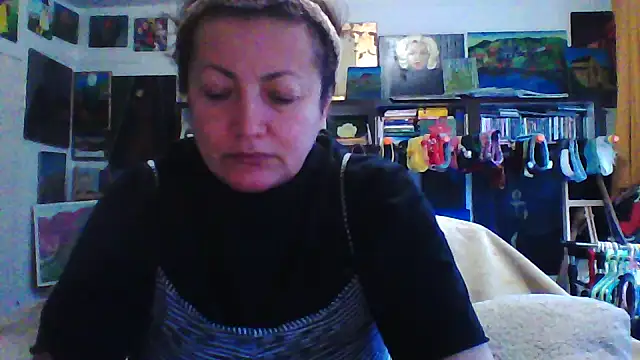 Snapshot of MariaAnaSunshine chatting on 18, 12, 2025 MariaAnaSunshine online show from 18, 12, 2025