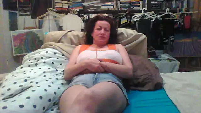 Snapshot of MariaAnaSunshine chatting on 8, 3, 2026 MariaAnaSunshine online show from 8, 3, 2026