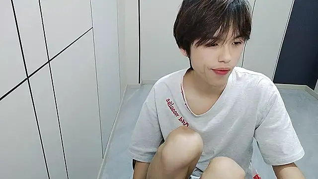 xiaottt1918 online show from 9, 8, 2026