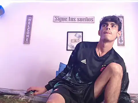 harrytomson 1 online show from 30, 1, 2025