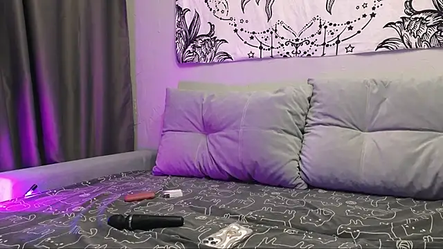 charlie din online show from 8, 4, 2026