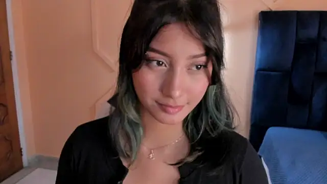 Snapshot of Yazmin_rouse chatting on 3, 1, 2025 Yazmin rouse online show from 3, 1, 2025