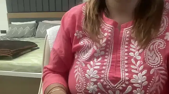 Snapshot of sassypooja chatting on 8, 2, 2025 sassypooja online show from 8, 2, 2025