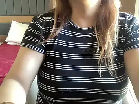 Snapshot of sassypooja chatting on 17, 12, 2025 sassypooja online show from 17, 12, 2025