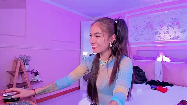 scarlet castro online show from 28, 2, 2026