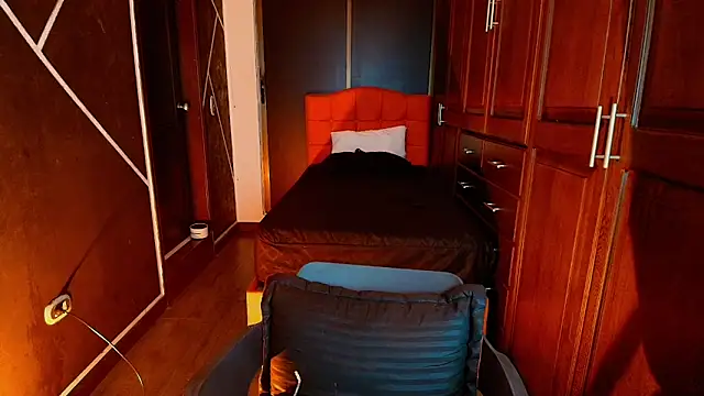 SexyNaf online show from 6, 3, 2025