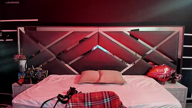 SexyNaf online show from 15, 9, 2025