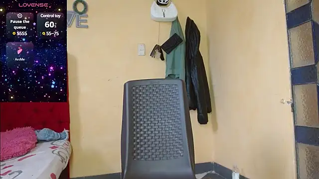 Snapshot of cristinamontiel chatting on 9, 1, 2025 cristinamontiel online show from 9, 1, 2025