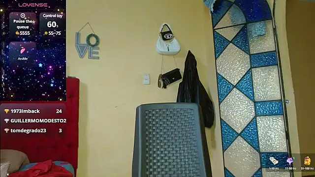 Snapshot of cristinamontiel chatting on 5, 2, 2025 cristinamontiel online show from 5, 2, 2025