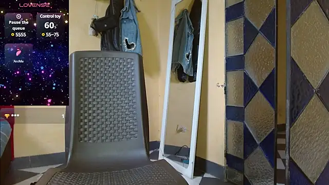 Snapshot of cristinamontiel chatting on 6, 3, 2025 cristinamontiel online show from 6, 3, 2025