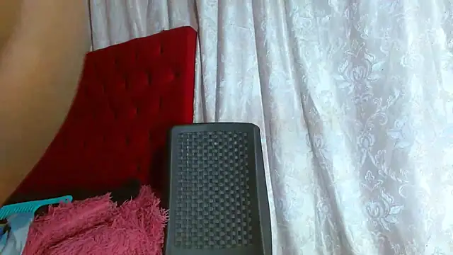 Snapshot of cristinamontiel chatting on 26, 9, 2025 cristinamontiel online show from 26, 9, 2025