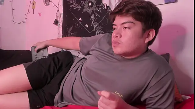 Snapshot of hothoneychile chatting on 3, 11, 2025 hothoneychile online show from 3, 11, 2025