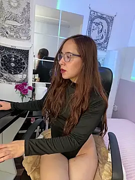 Carlaat online show from 5, 2, 2025