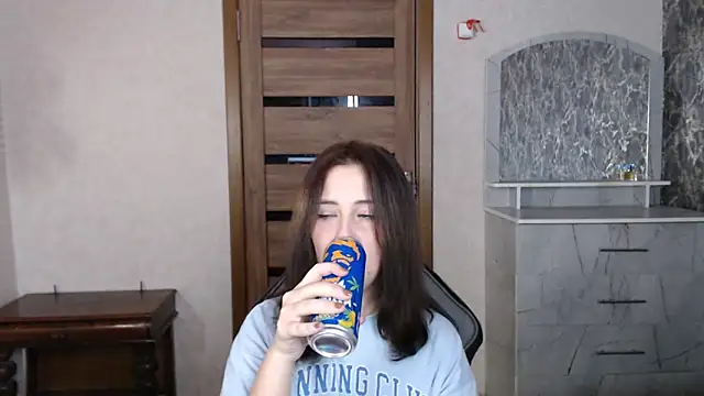 Kristy-Max online show from 18, 10, 2025