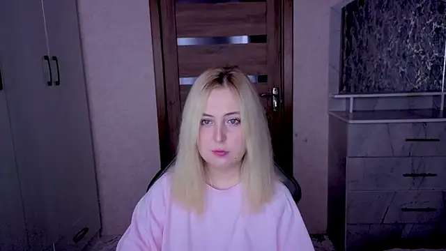 Kristy-Max online show from 8, 4, 2026