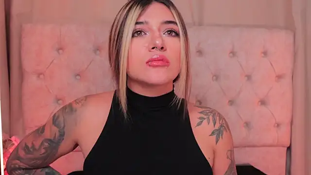 ashleyvalirya online show from 14, 2, 2025