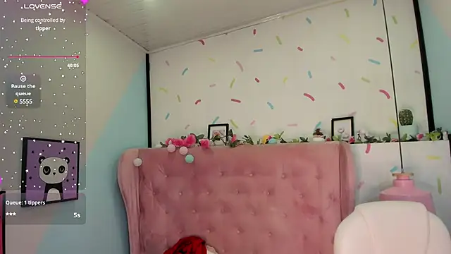 Snapshot of Giovanna_oliveira chatting on 5, 2, 2025 Giovanna oliveira online show from 5, 2, 2025