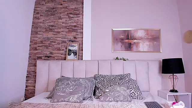 lyzzi smith01 online show from 24, 10, 2025