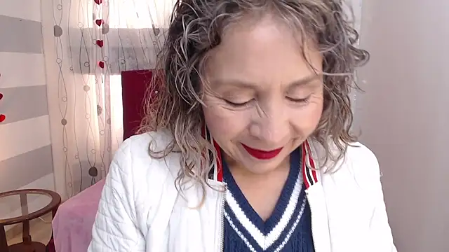 Snapshot of Afrodita_sg chatting on 26, 9, 2025 Afrodita sg online show from 26, 9, 2025