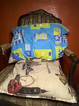 Snapshot of moody1996- chatting on 18, 11, 2025 moody1996- online show from 18, 11, 2025