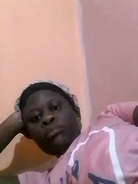 Snapshot of ZIPORA07 chatting on 19, 2, 2025 ZIPORA07 online show from 19, 2, 2025