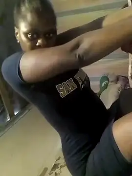 Snapshot of ZIPORA07 chatting on 14, 9, 2025 ZIPORA07 online show from 14, 9, 2025