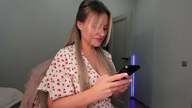  cometoseeme  online show from 21, 9, 2025