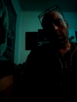 Snapshot of medioarabemediogypsi chatting on 10, 3, 2026 medioarabemediogypsi online show from 10, 3, 2026