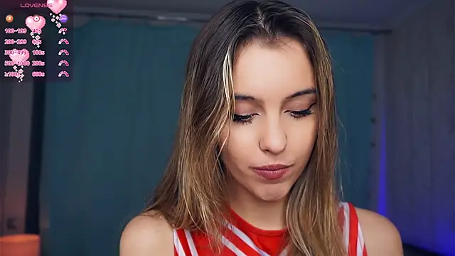 Snapshot of FannyHewson chatting on 15, 11, 2025 FannyHewson online show from 15, 11, 2025