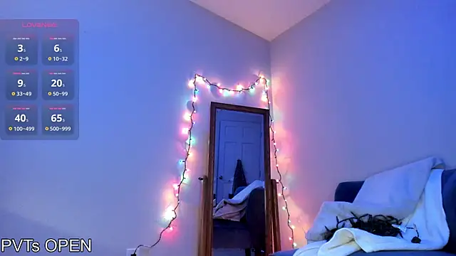 Peaches N Kreme online show from 29, 11, 2025